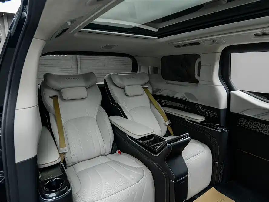 ZEEKR EXTREME KRYPTON 009