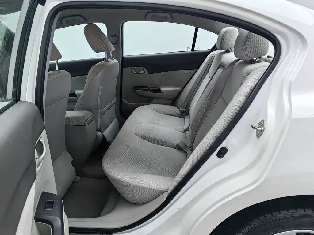 Honda Civic — миниатюра 15