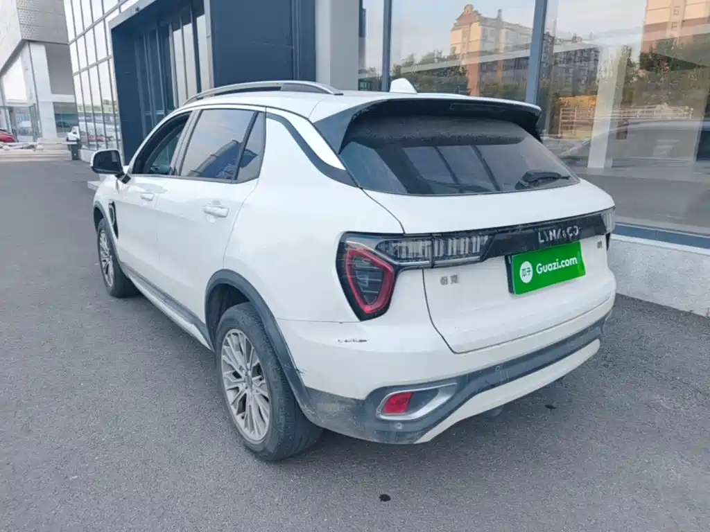 Lynk & Co 01 — миниатюра 5