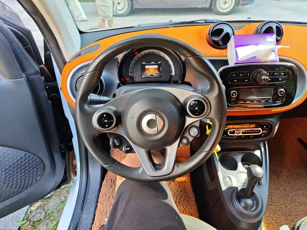 smart Smart Fortwo — миниатюра 6