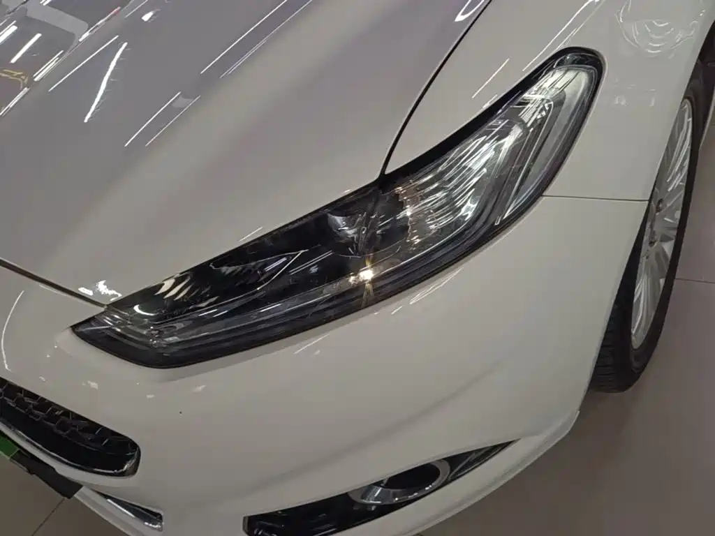 Ford Mondeo — миниатюра 24