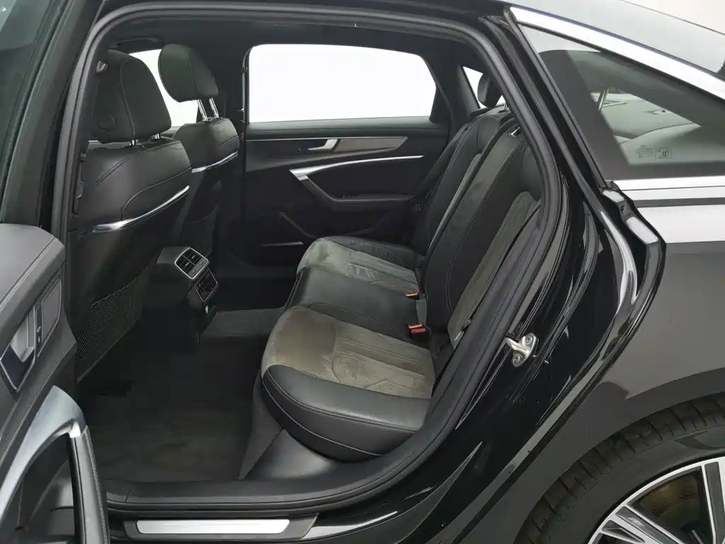 Audi A6L — миниатюра 15