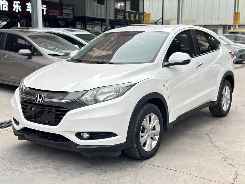 Honda Vezel 2015
