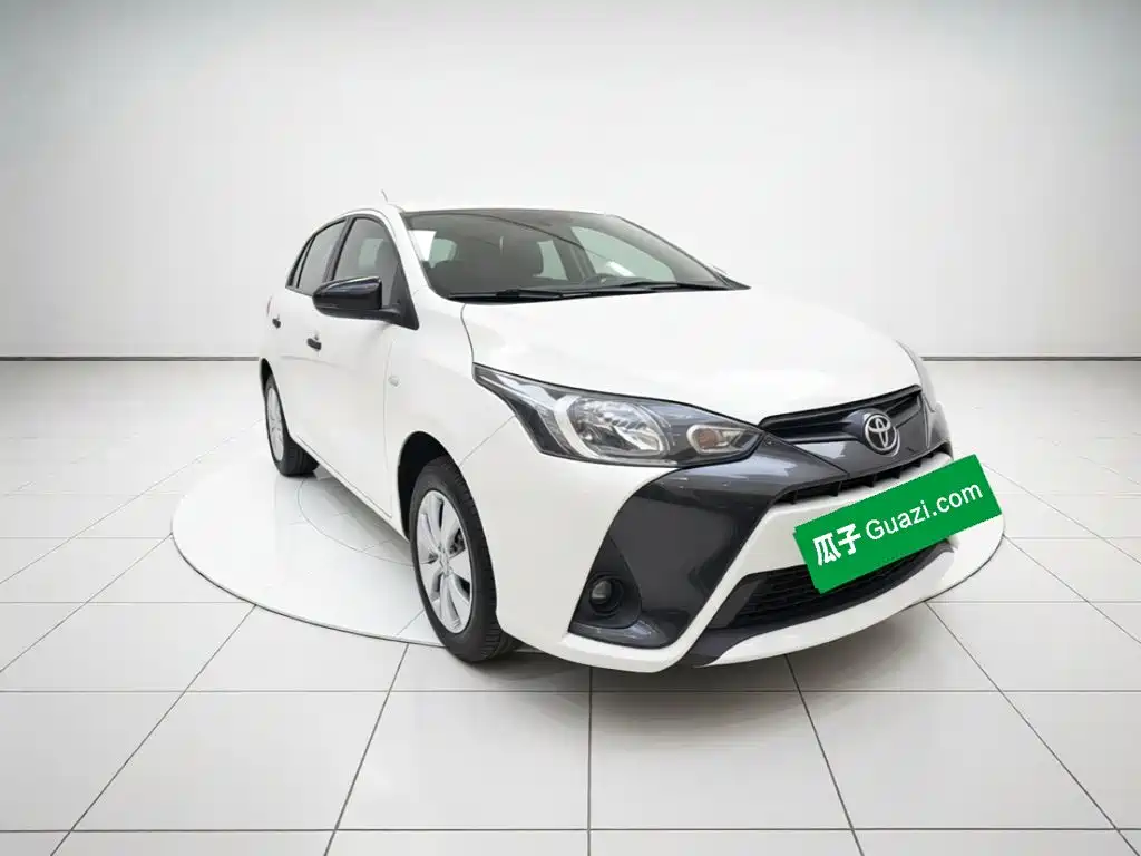 Toyota Yaris L — миниатюра 3