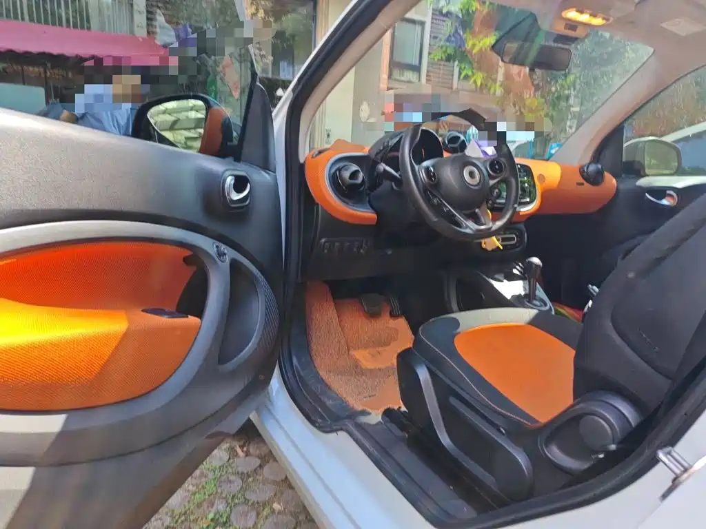 smart Smart Fortwo — миниатюра 12