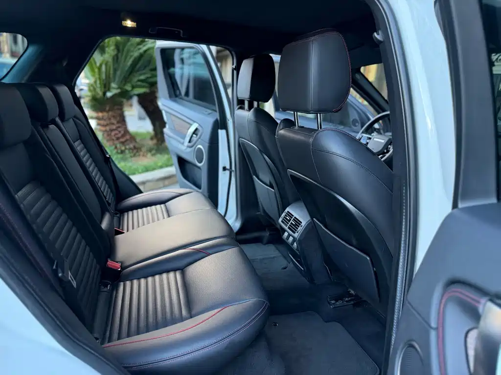 Land Rover Discovery Sport — миниатюра 7