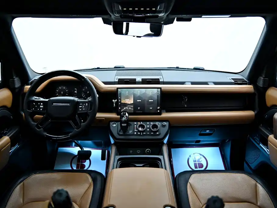 Land Rover Defender — миниатюра 15
