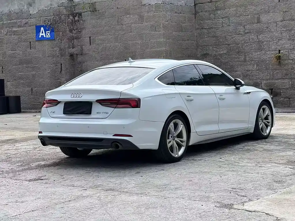 Audi A5 (Import) — миниатюра 9