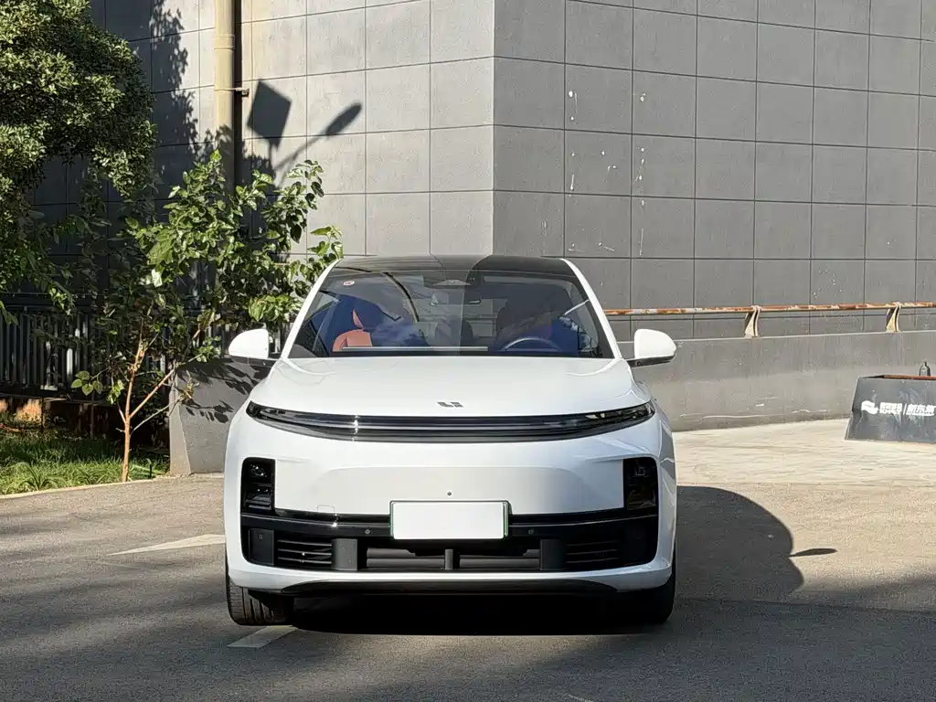 Li Auto Li L7 — миниатюра 2