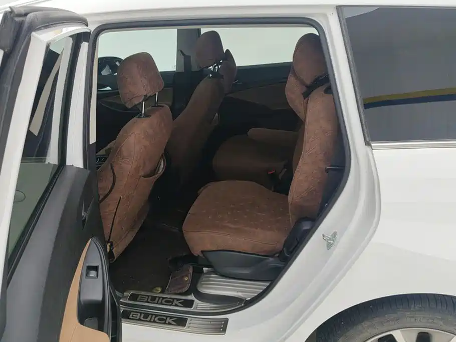 Buick GL6 — миниатюра 11