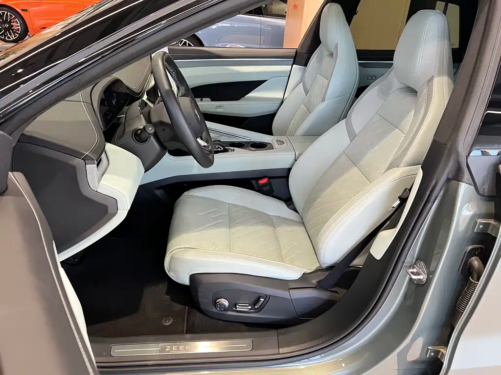 ZEEKR EXTREME KRYPTON 001