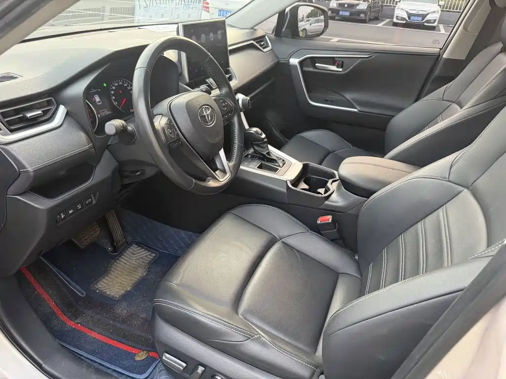 Toyota Wildlander — миниатюра 7