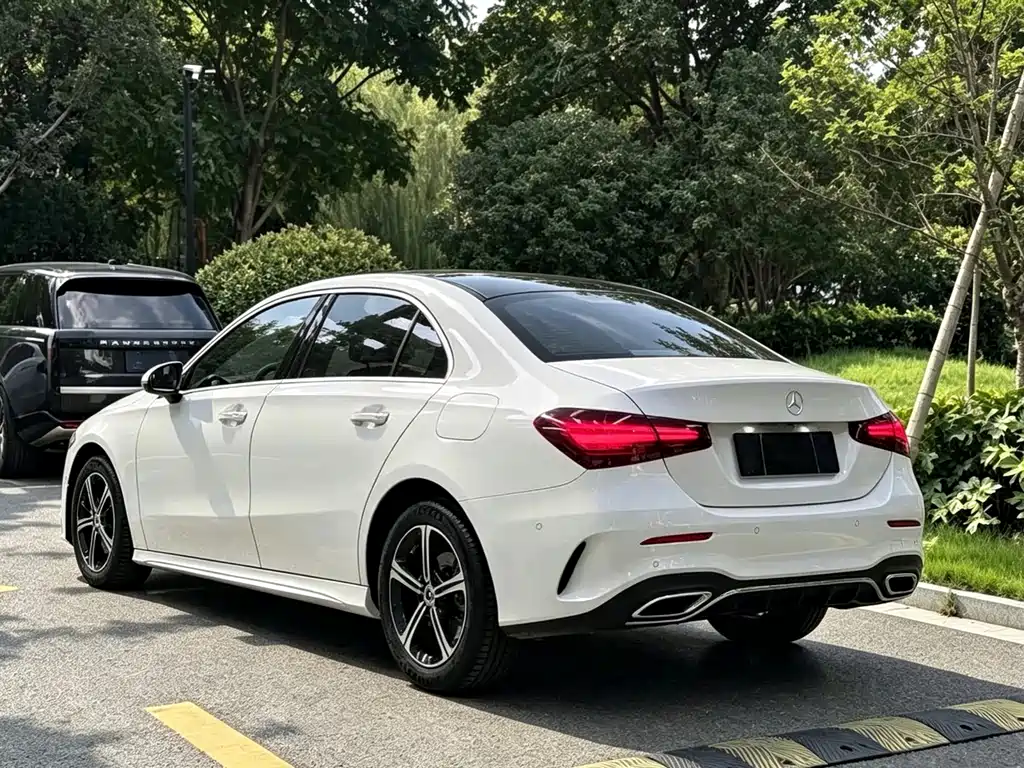 Mercedes-Benz A-Class — миниатюра 12
