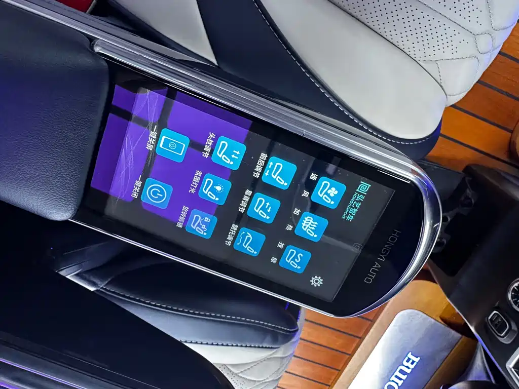 Buick GL8 — миниатюра 13