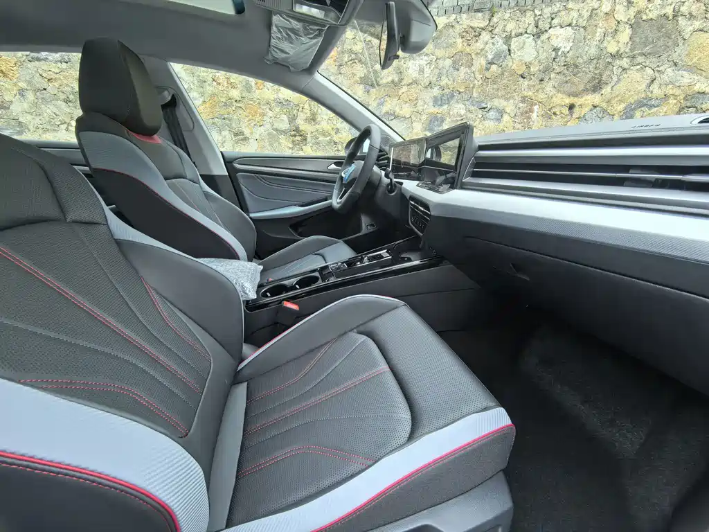 Volkswagen Lamando 2025 L 280TSI DSG PLUS