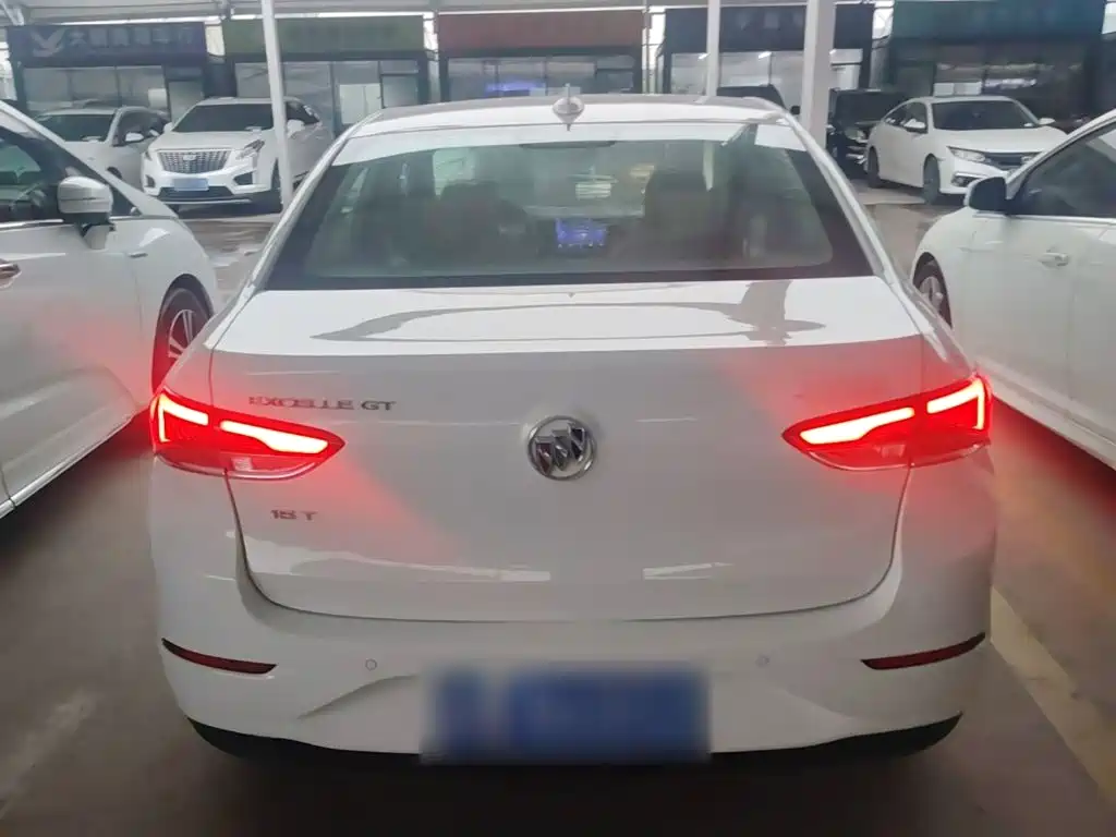 Buick Excelle — миниатюра 6