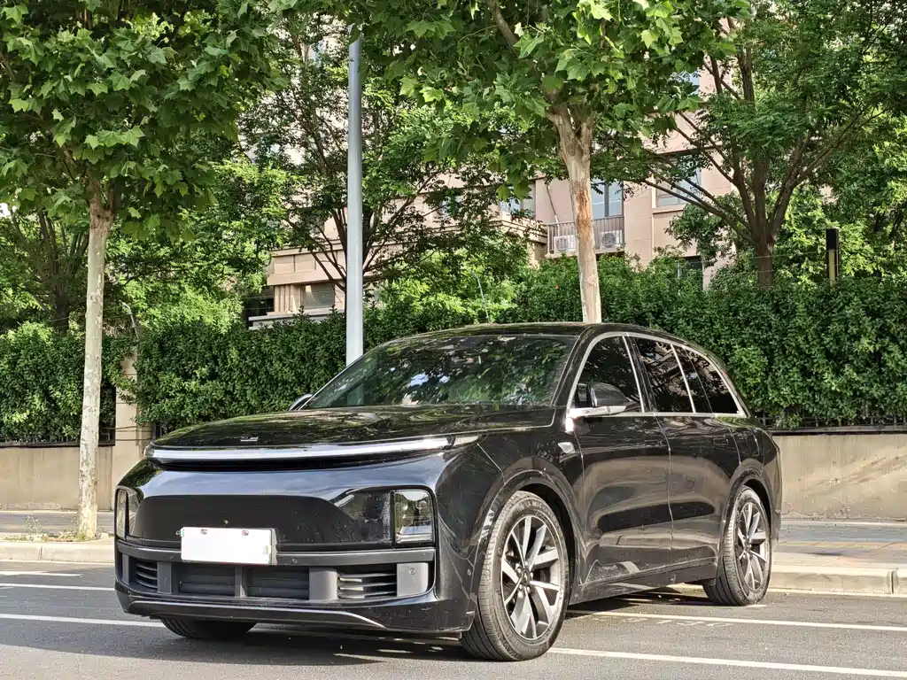 Li Auto Li L8 2023