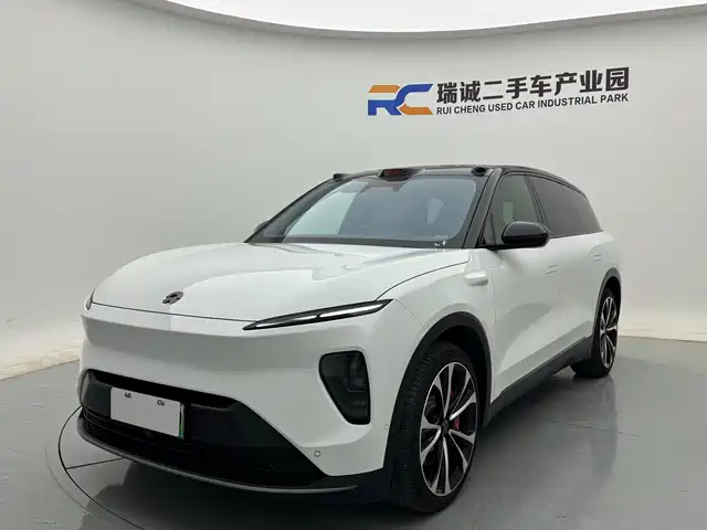 2023 Nio ES8