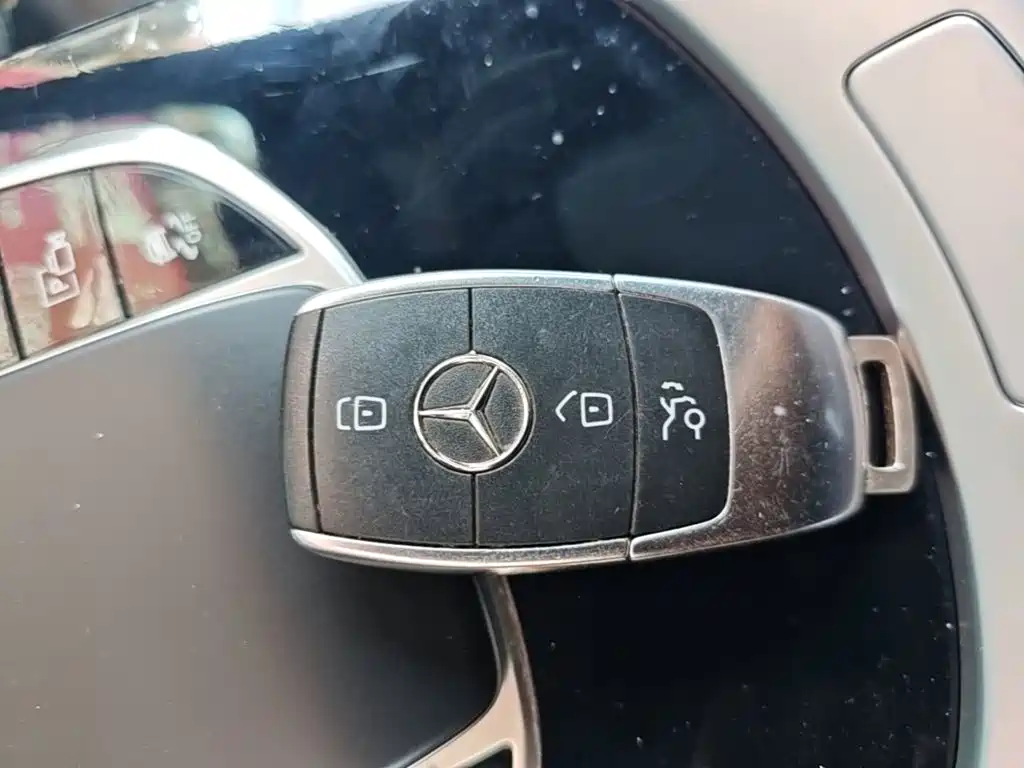 Mercedes-Benz GLC — миниатюра 9