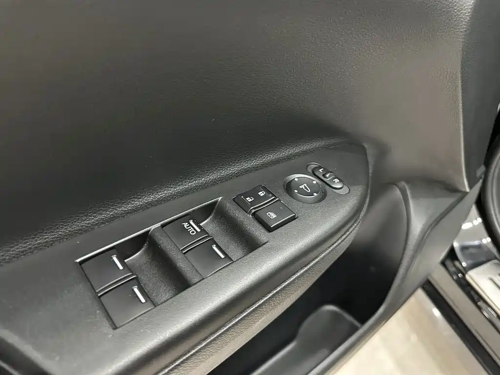 Honda Accord — миниатюра 22