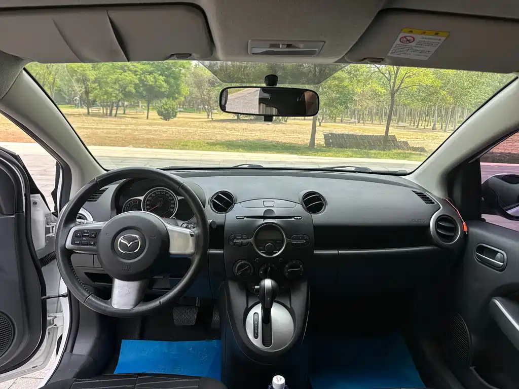Mazda 2 Dazzle Dynamic 1.5L Auto Value Edition, фото 5