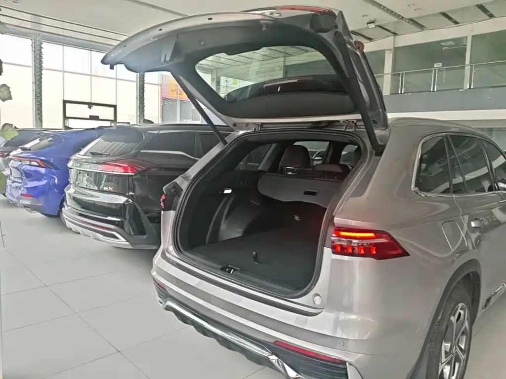 Geely Xingyue L — миниатюра 19