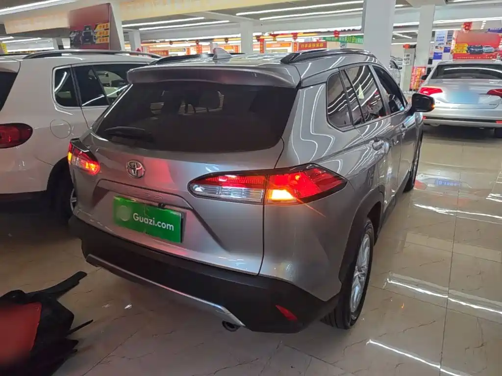 Toyota Corolla Cross — миниатюра 7