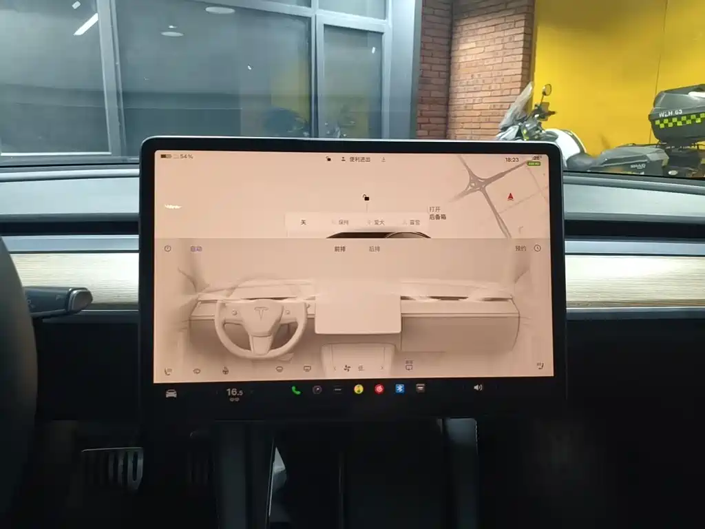 Tesla Model 3 — миниатюра 14
