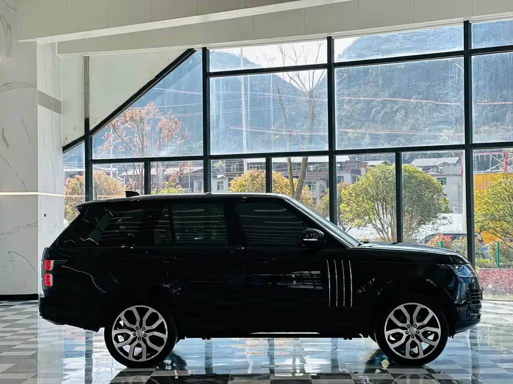 Land Rover Range Rover 2018 3.0T