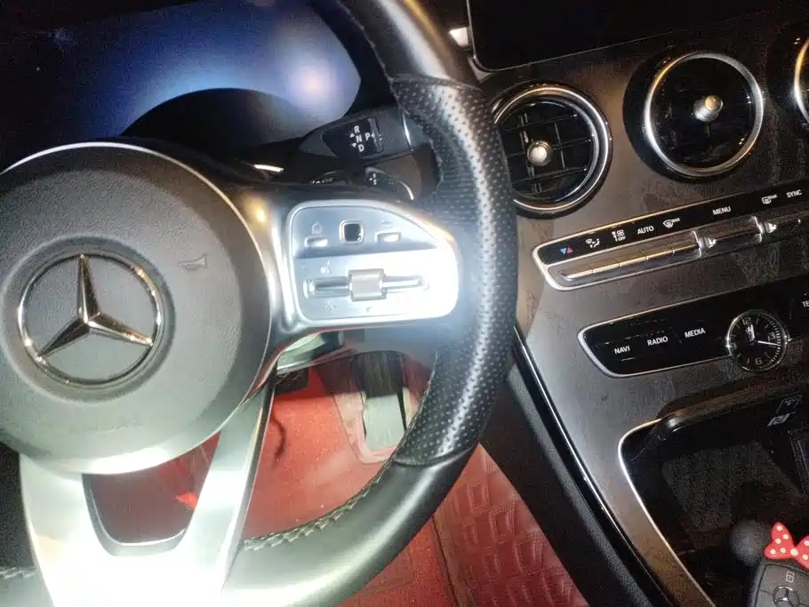 Mercedes-Benz C-Class — миниатюра 16