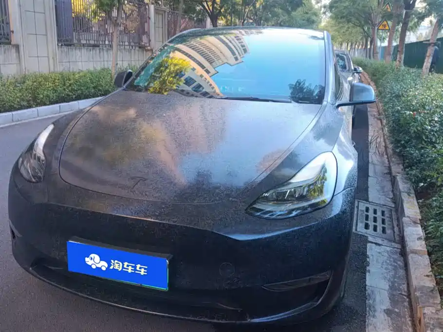 Tesla Model Y 2022