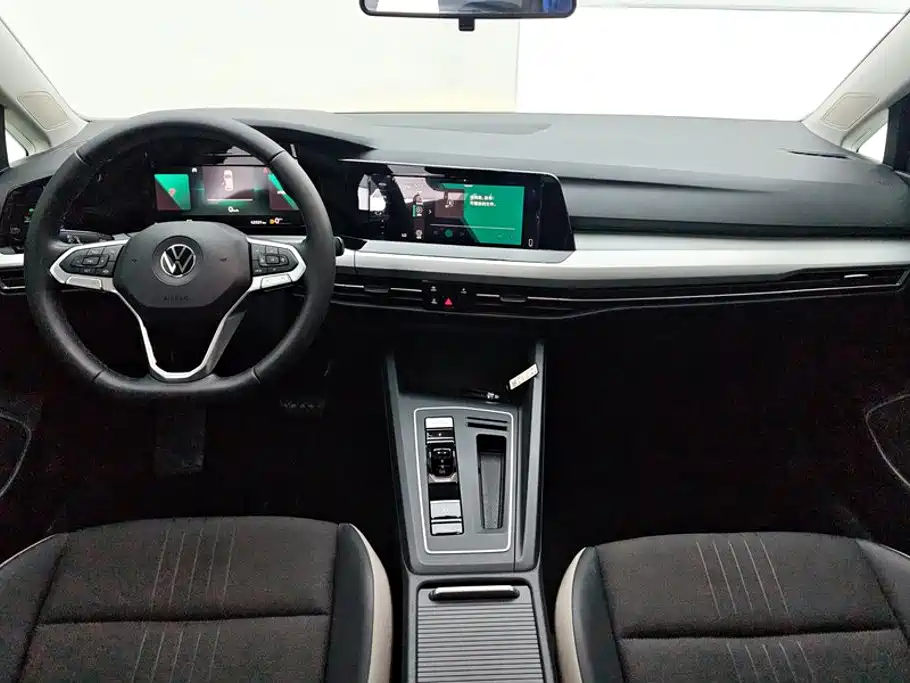 Volkswagen Golf — миниатюра 12