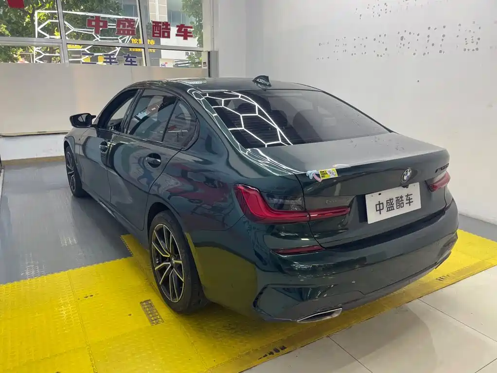 BMW 3 Series — миниатюра 4