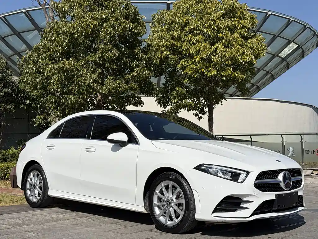 MERCEDES-BENZ A CLASS