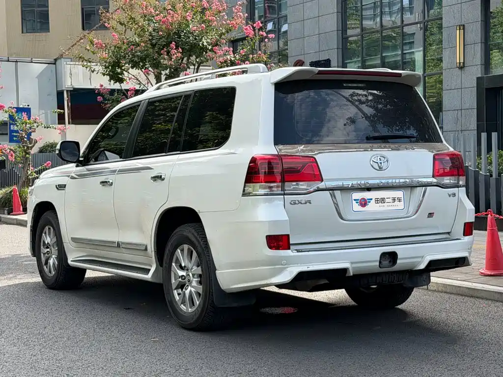 Toyota Land Cruiser — миниатюра 4