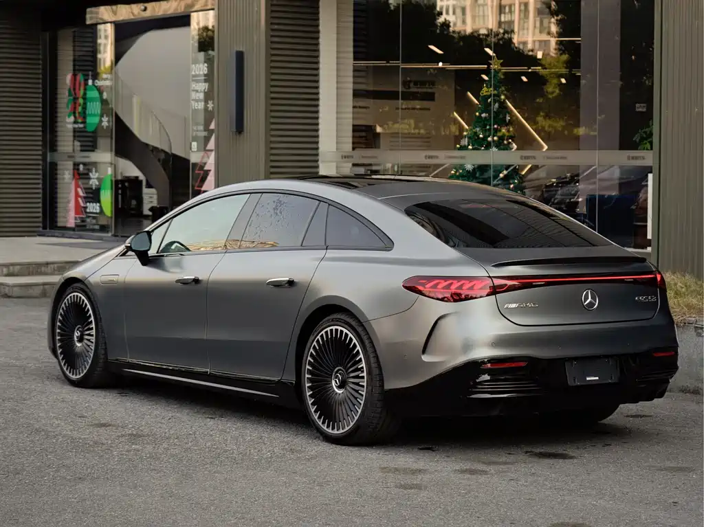 MERCEDES-BENZ EQS AMG