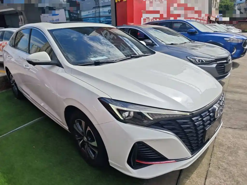 Changan Eado — миниатюра 4