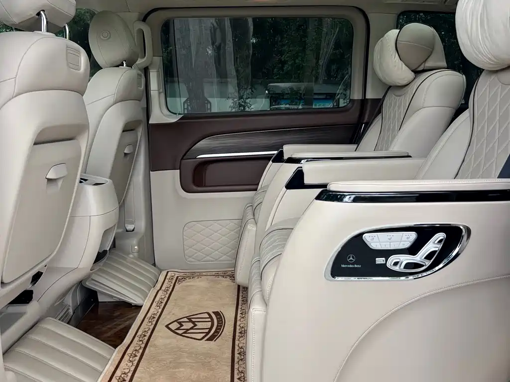 Mercedes-Benz V-Class — миниатюра 10