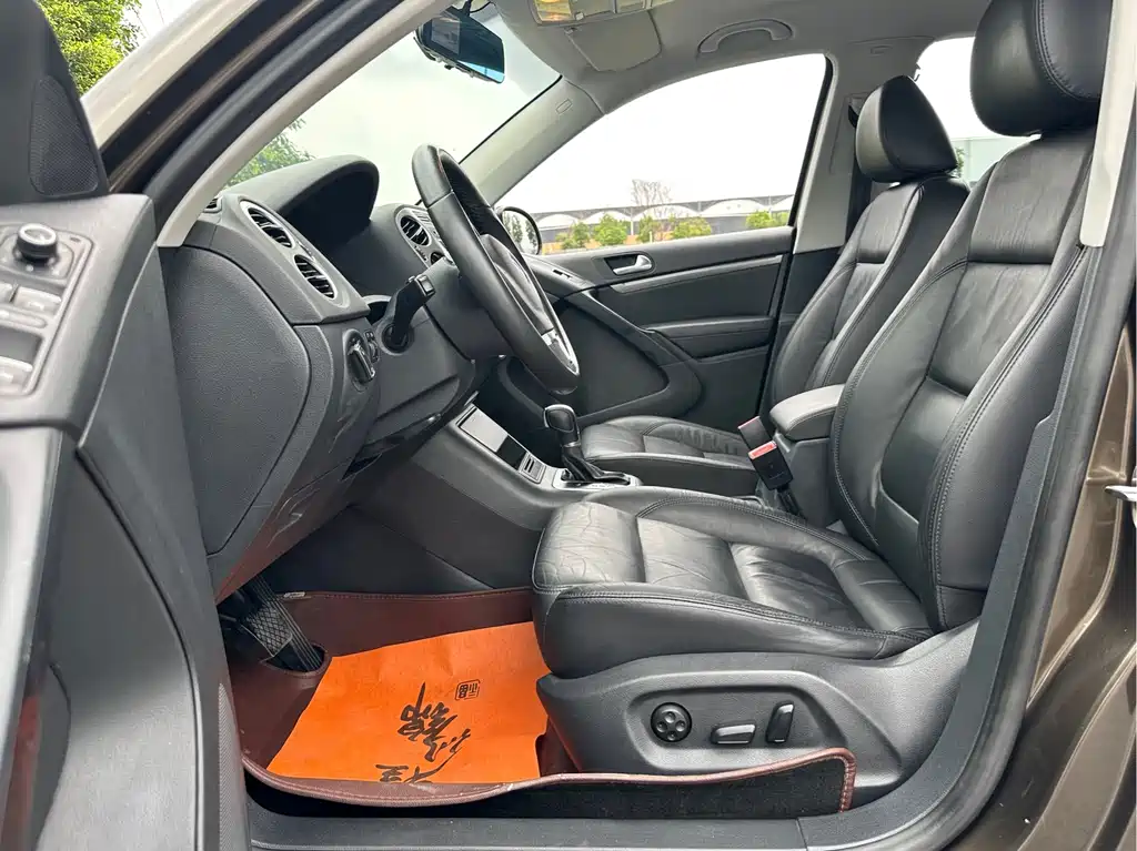 Volkswagen Tiguan 2013 1.8TSI AT Comfort
