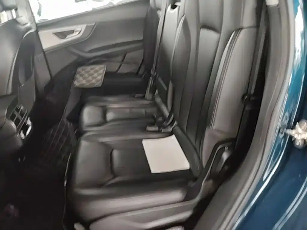 Audi Q7 — миниатюра 17
