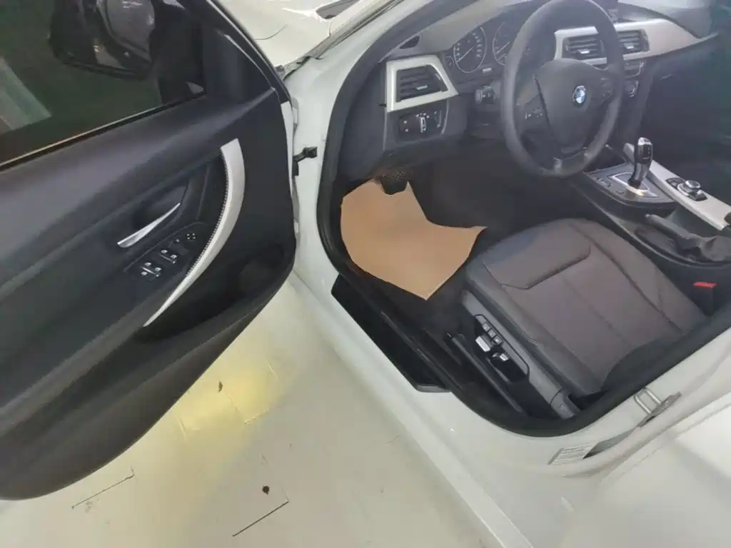 BMW 3 Series — миниатюра 16
