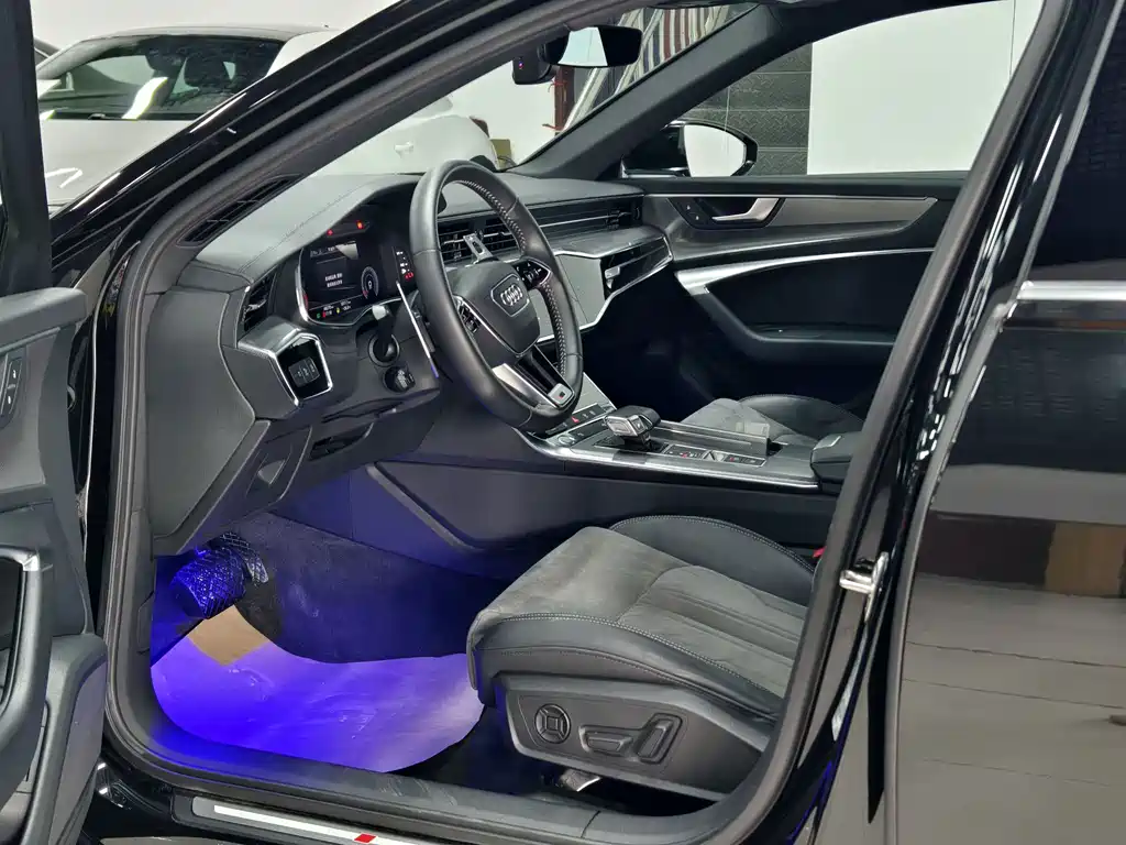 Audi A6L — миниатюра 6