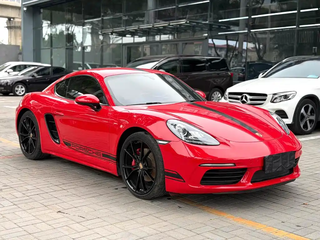 Porsche 718 2018 Cayman 2.0T