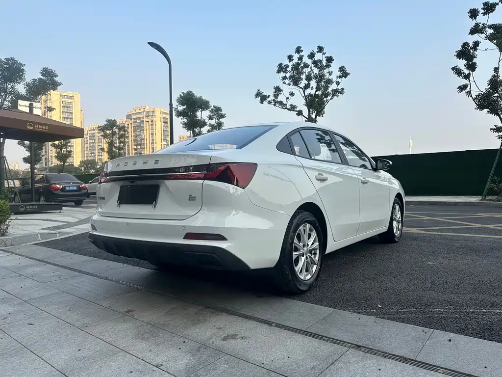 ROEWE I5