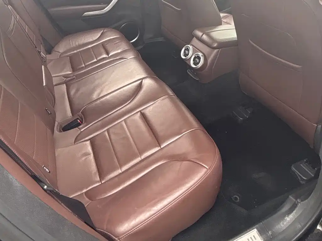 WEI PAI WEI BRAND VV7