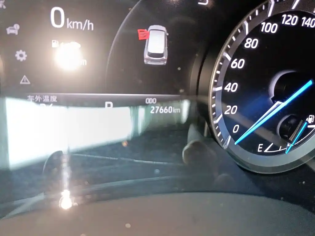 Toyota Crown Kluger — миниатюра 5