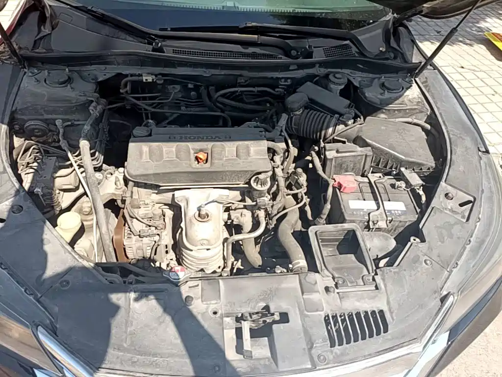 Honda Accord — миниатюра 20