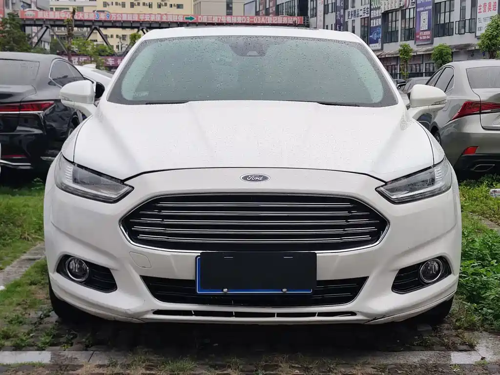Ford Mondeo — миниатюра 2