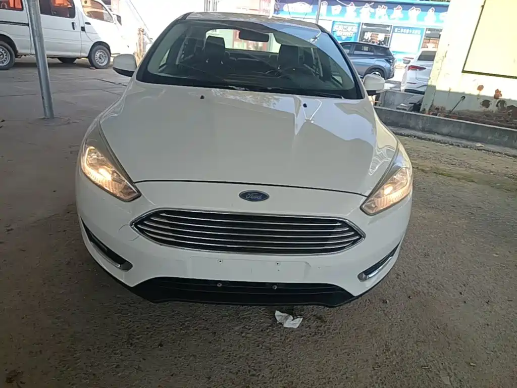 Ford Focus — миниатюра 3