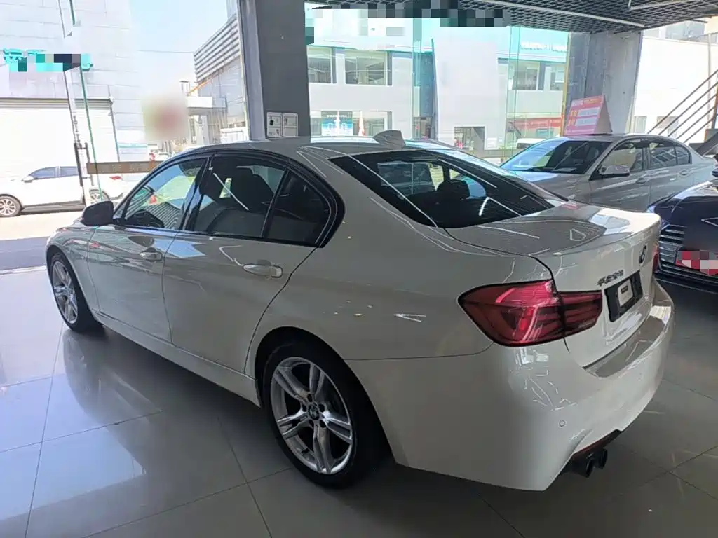 BMW 3 Series — миниатюра 5